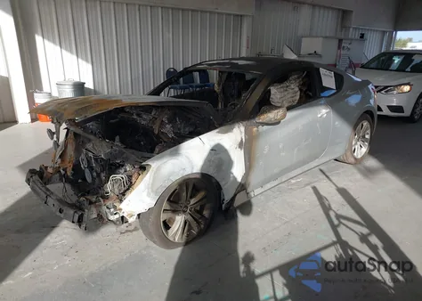 2011 Hyundai Genesis 2.0T z USA, uszkodzony, nr VIN KMHHT6KD4BU052848